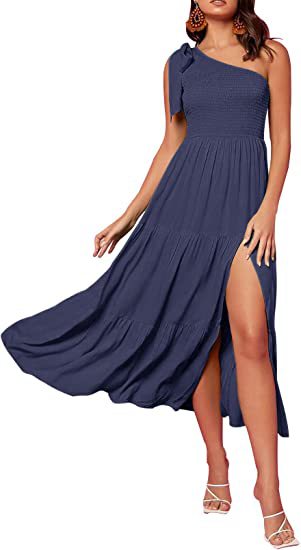 2023 Neue Sommermode Frauen ein-Schulter plissiert geschichteten Saum Split Kleid